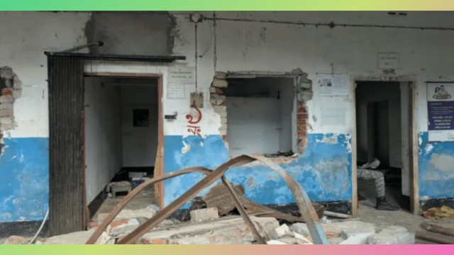 মিরপুরে স্বাস্থ্যকেন্দ্রে হামলা-ভাঙচুর ও লুট: গ্রেপ্তার ৯